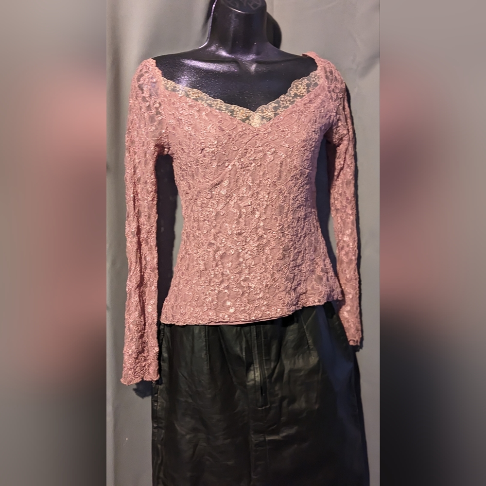 Vintage Lace Long Sleeve